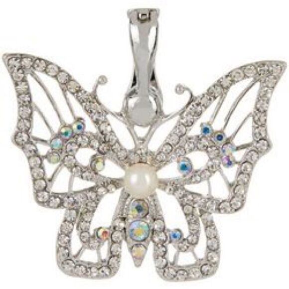 NEW Faux Pearl Center Butterfly Necklace Pendant - Picture 1 of 3